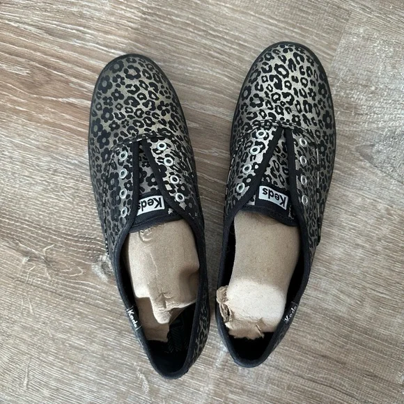 Women’s Keds Sneakers / Tennis Shoes, Size 7 1/2 - Picture 2 of 8